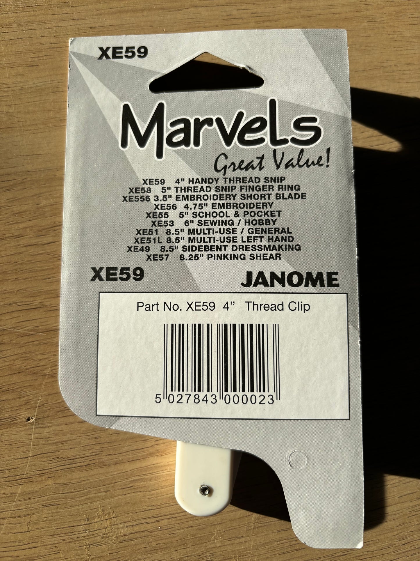 Janome 4” thread snips