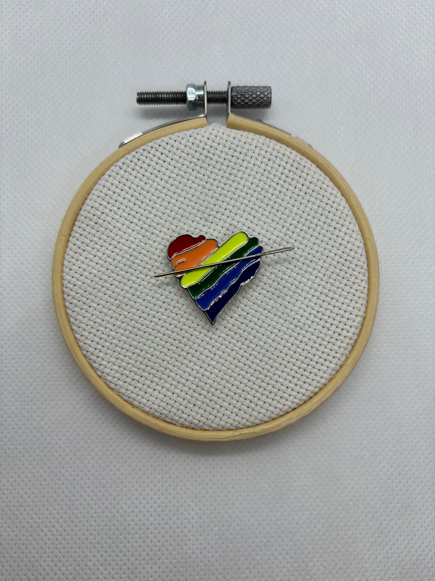 Rainbow Heart Needle Minder
